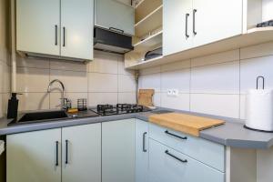 Silesia Urban Comfort Apartment by BookingHost