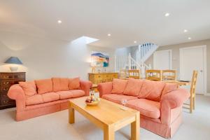 3 Bed in Newton-by-the-Sea oc-gd1294