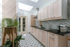 Casiola - Spacious apartment with terrace