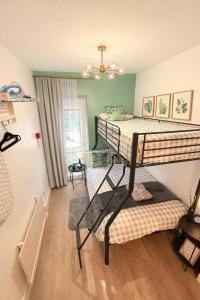 Archway Guest Studios
