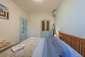 Appartamento Castagno 1 on the Wayfarers Path with AC and Wifi