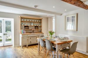 4 Bed in Wroxall oc-o34685