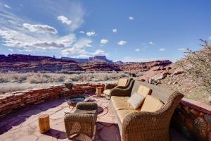 Ultimate Base Camp! Disc Golf, Hike, ATV, Views