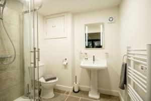 3 Bed in Tideswell oc-f35061
