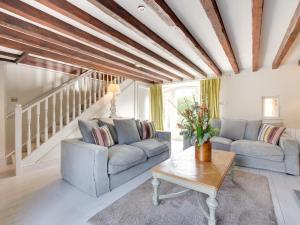 3 Bed in Richmond oc-g0144