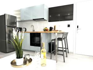 Central Suites Aegina 3