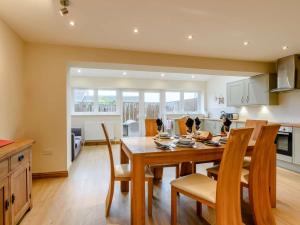 2 Bed in Bamburgh oc-90879
