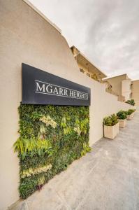 Vista Laguna, Harbour View with a Terrace