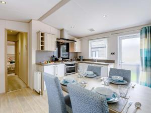 2 Bed in New Milton oc-89709