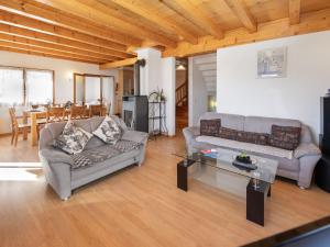 Chalet Orchidée by Interhome