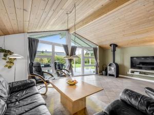 Holiday Home Ingbritt - 700m to the fjord by Interhome