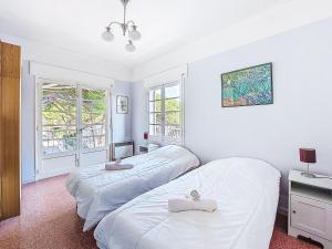 Apartment Les Trois A by Interhome