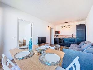 Apartment La Croisière-10 by Interhome