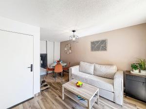 Apartment Le Riviera-4 by Interhome