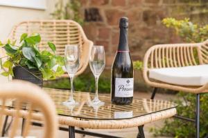 5 Bedroom Home Sleeps 10 Nr Royal Liverpool Golf