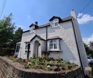 Gem of a cottage Close to Chester Chester Zoo