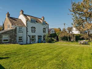 4 Bed in Swanage oc-76659