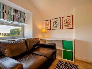 4 Bed in Swanage oc-76659