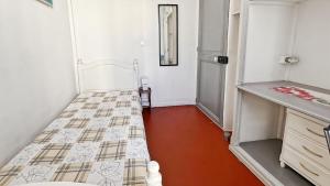 Family 3-Bedroom Apartment Near Downtown Cannes