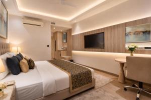 OPO Premier Royal Delhi Airport FREE Airport Pickup