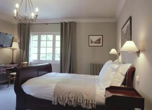 Hotels Hotel La Licorne & Spa : photos des chambres