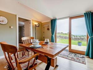 1 Bed in Swanage oc-dc206