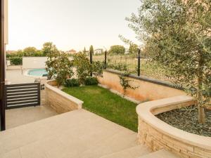 Holiday Home Villa Cera für 8 Personen in Pula by Interhome