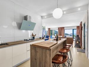 Holiday Home Villa Rita mit Blick auf das Wasser by Interhome