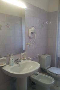 Apartment Gemütliche Wohnung in Borgo-Sanzio mit Privatparkplatz by Interhome