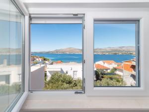 Apartment Moderne Ferienwohnung mit Gartennutzung- einem g by Interhome