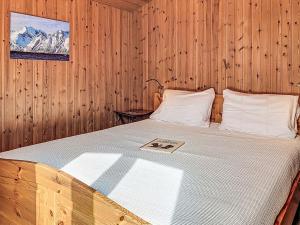 Chalet Chalet chemin du four by Interhome