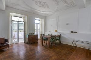 Spacious 3 Bedroom Flat in Charming Lisbon