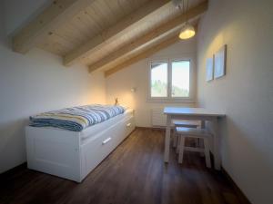 Apartment Ferienwohnung Bunder - DG by Interhome