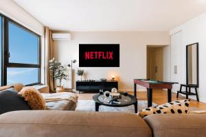 WF Sky Charm with Terraces & Billiard