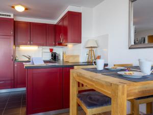 Apartment Hauts de Nendaz E by Interhome