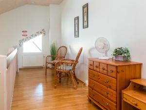 Holiday Home Point vale 1 as 7 by Interhome