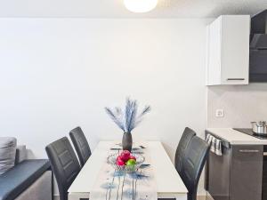 Apartment Haus Bellevue-9 by Interhome