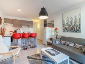 Apartment Symar by Interhome