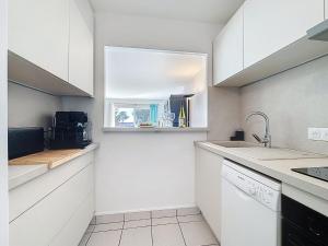 Apartment Le Cabestan-3 by Interhome