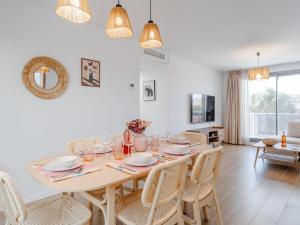 Apartment Marina Real III-9 by Interhome