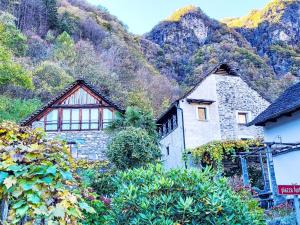 Holiday Home Casa Sambuco by Interhome