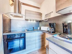 Apartment Palm Beach-14 by Interhome