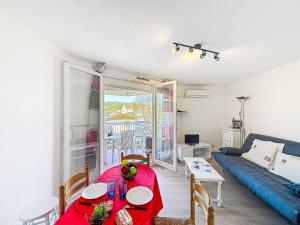 Studio Le Saint François-4 by Interhome