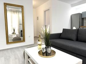 Central Suites Aegina 4