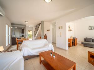 Holiday Home Son Ganxo I by Interhome