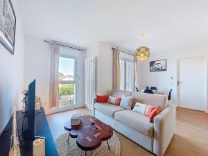 Apartment Domaine de lAndrone by Interhome