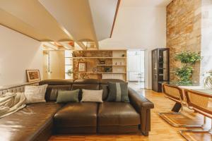 Bravissimo Cort Reial 15, Monthly Apartment