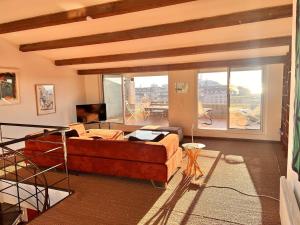 Le Phare - Duplex Vue Port et Canaux