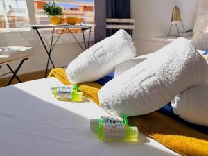 Evans Realty CO Estudio en la playa y piscina