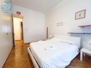 Viale Miramare 27 Tirabora Short Rent